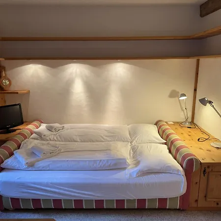 Chesa Grischuna 2pax- *