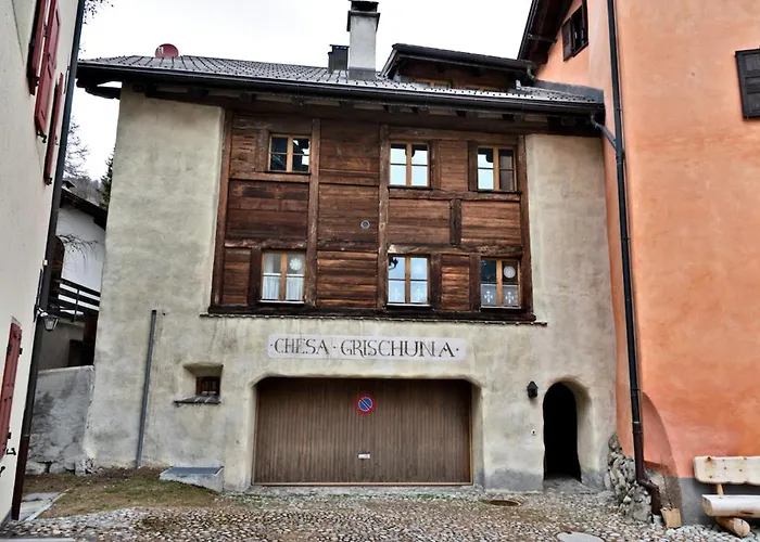 Chesa Grischuna 2pax- Madulain