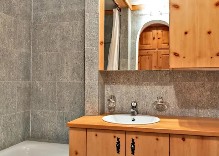 Chesa Grischuna 2pax- *