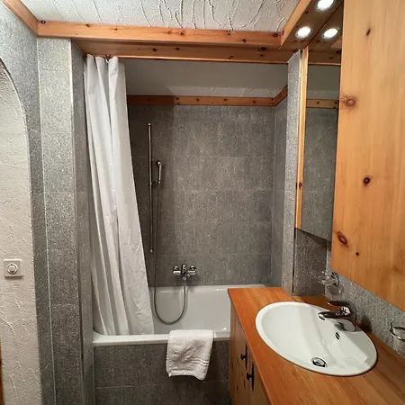 Chesa Grischuna 2pax- *