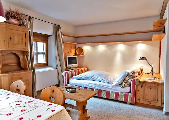 Chesa Grischuna 2pax- Appartement Madulain