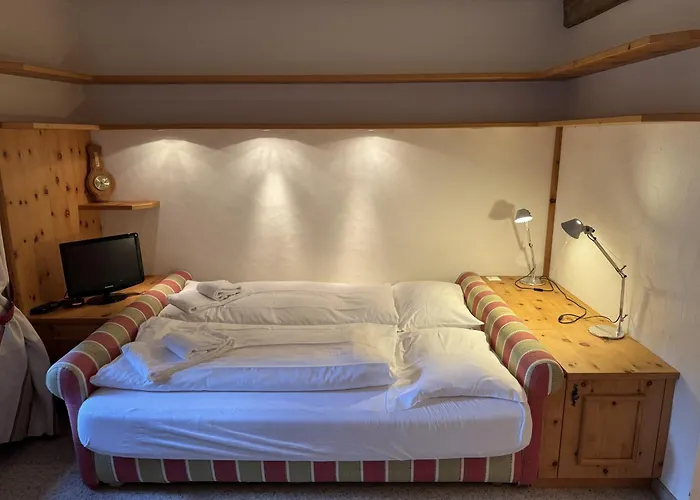 Chesa Grischuna 2pax- *